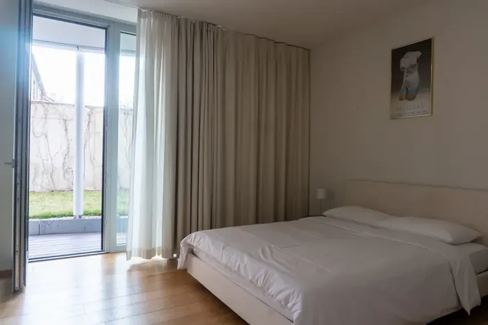 Pronájem bytu 2+kk, Praha, Holečkova, 71 m2