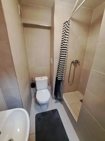 Pronájem bytu 1+kk, Praha - Radotín, Vrážská, 25 m2