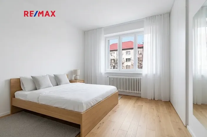 Prodej bytu 2+1, Plzeň, Částkova, 56 m2