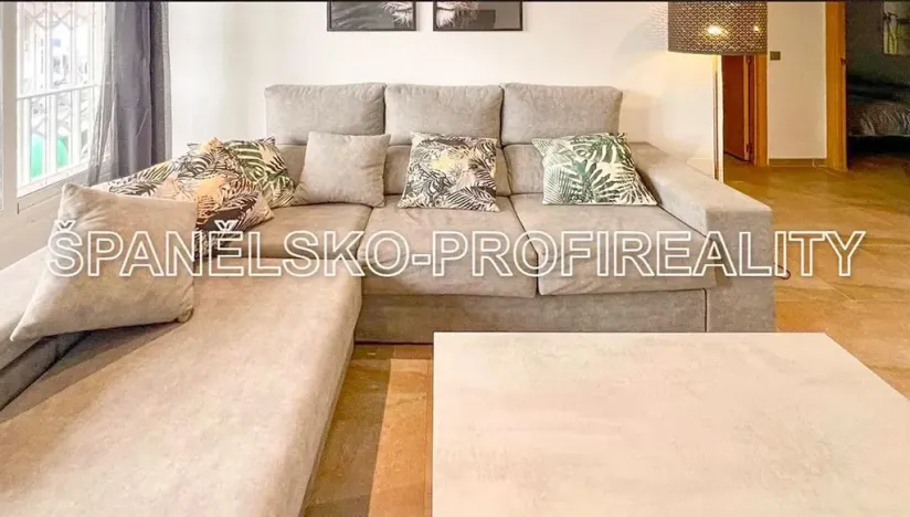 Prodej bytu 4+1, Alicante, Španělsko, 70 m2