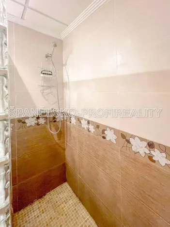 Prodej bytu 4+1, Alicante, Španělsko, 70 m2