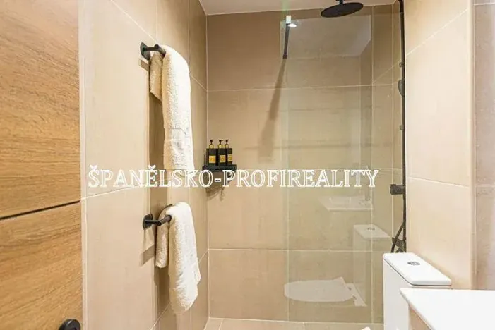 Prodej bytu 4+kk, Alicante, Španělsko, 102 m2