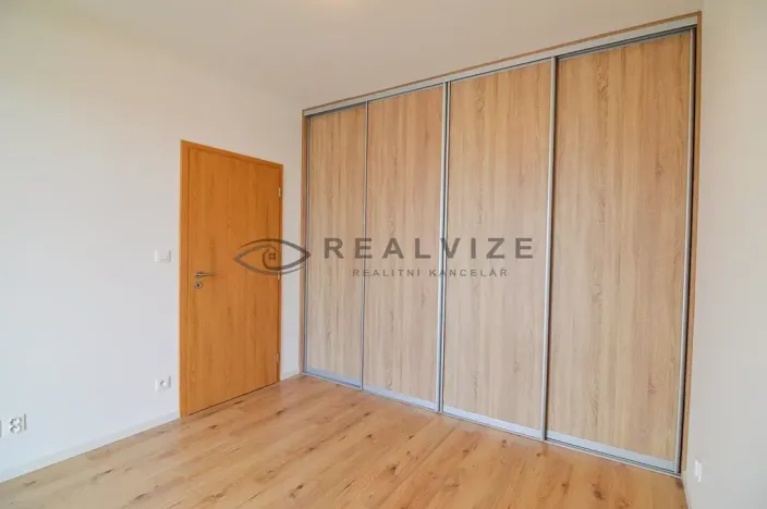 Pronájem bytu 2+kk, České Budějovice, Vrbenská, 50 m2