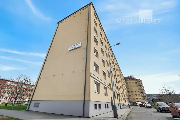 Prodej bytu 2+1, Praha - Libeň, náměstí Na Balabence, 53 m2