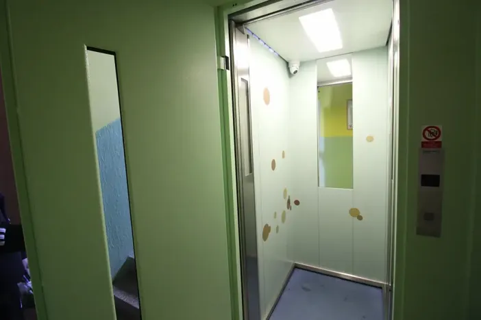 Pronájem bytu 2+1, Karlovy Vary, Krymská, 54 m2