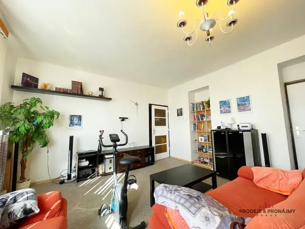 Pronájem bytu 3+1, Praha - Strašnice, Černokostelecká, 79 m2