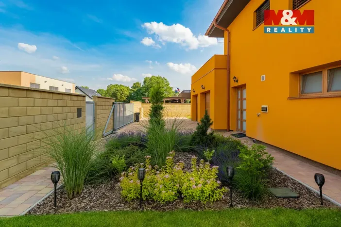 Prodej rodinného domu, Veleň - Mírovice, U Skalky, 229 m2