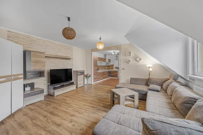 Prodej bytu 3+1, Teplice, U Hadích lázní, 73 m2