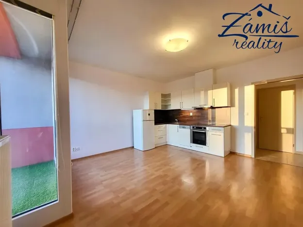 Pronájem bytu 2+kk, Kladno, Generála Selnera, 48 m2