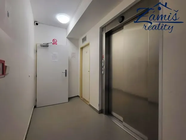 Pronájem bytu 2+kk, Kladno, Generála Selnera, 48 m2