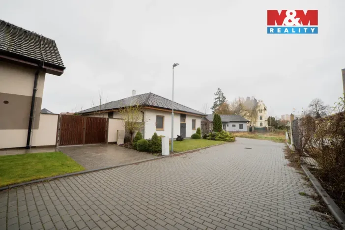 Prodej rodinného domu, Břeclav, Kobzíkova, 156 m2