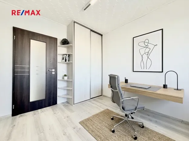 Prodej bytu 3+1, Kladno, Vašíčkova, 77 m2