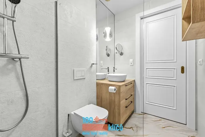 Pronájem bytu 4+kk, Praha - Nové Město, Štěpánská, 103 m2