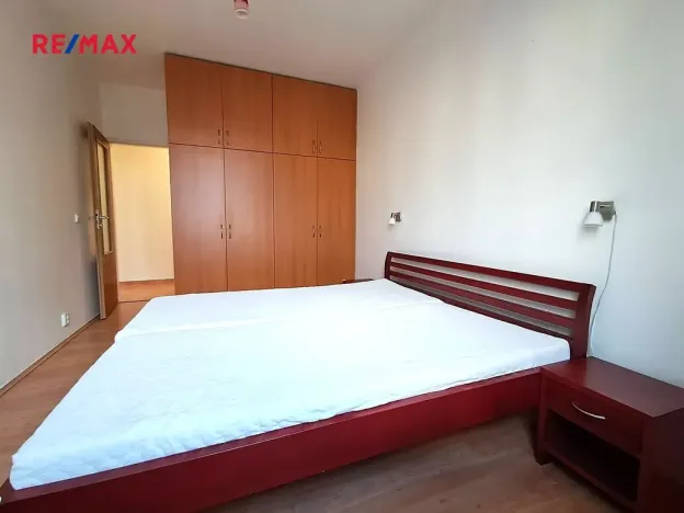 Pronájem bytu 2+kk, Praha - Hlubočepy, Voskovcova, 55 m2