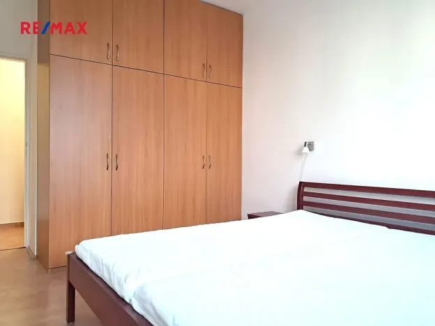 Pronájem bytu 2+kk, Praha - Hlubočepy, Voskovcova, 55 m2