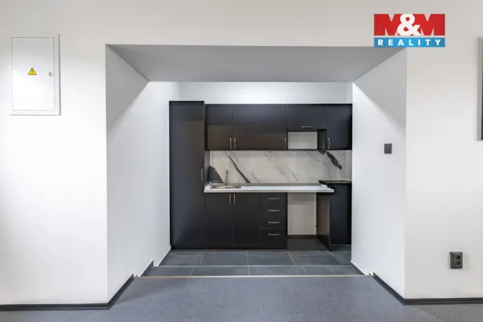 Pronájem obchodního prostoru, Mělník, Panešova, 65 m2