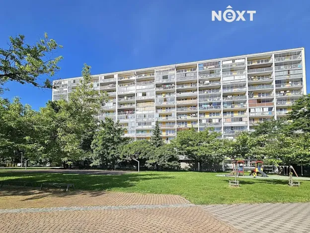 Pronájem bytu 3+1, Pardubice, Valčíkova, 70 m2