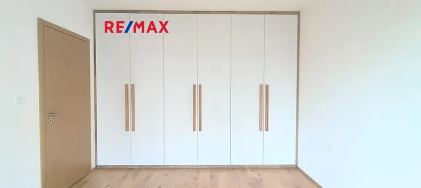 Pronájem bytu 2+kk, Praha - Nusle, Závišova, 46 m2