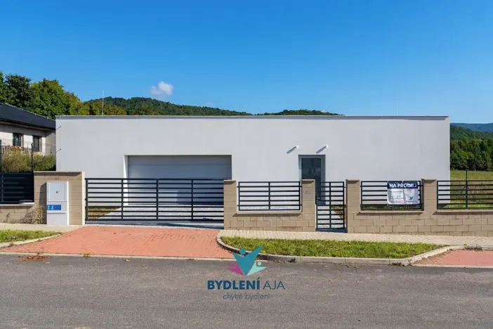 Prodej rodinného domu, Dubí, V Aleji, 206 m2