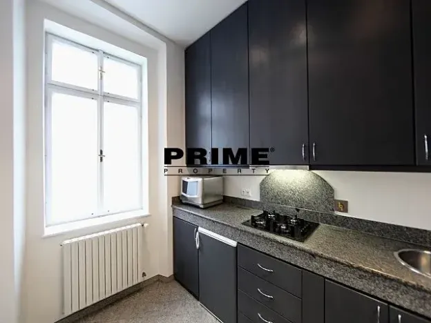 Pronájem bytu 2+1, Praha - Malá Strana, Vlašská, 73 m2