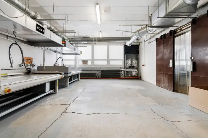 Prodej obchodního prostoru, Brno - Slatina, Hviezdoslavova, 1514 m2