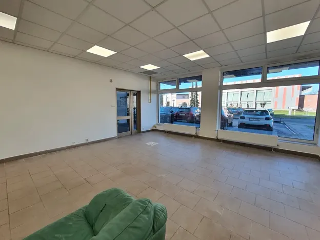 Pronájem obchodního prostoru, Frýdlant nad Ostravicí, Kadlčákova, 80 m2