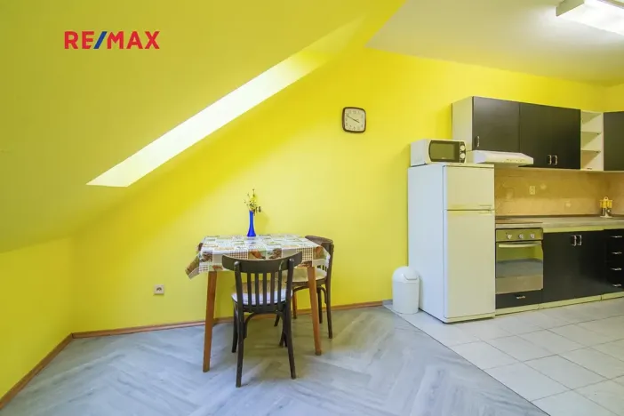 Pronájem bytu 3+1, Moravská Nová Ves, Na Rynku, 65 m2