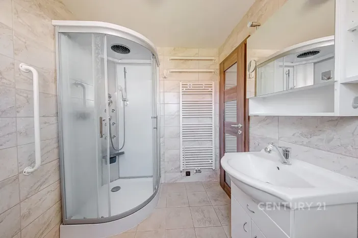 Prodej bytu 4+kk, Úvaly, Kollárova, 97 m2