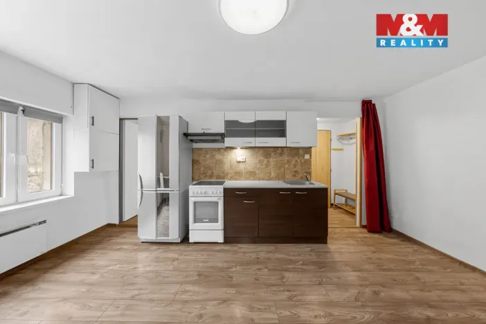 Prodej bytu 1+kk, Benešov nad Ploučnicí, Nádražní, 25 m2