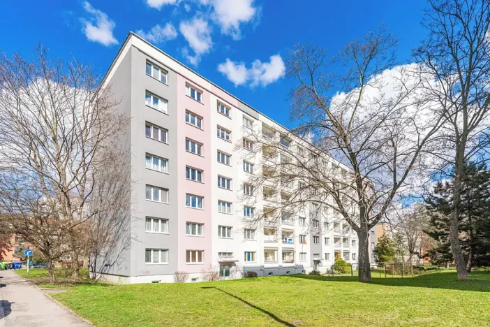 Prodej bytu 3+1, Praha - Malešice, Káranská, 76 m2