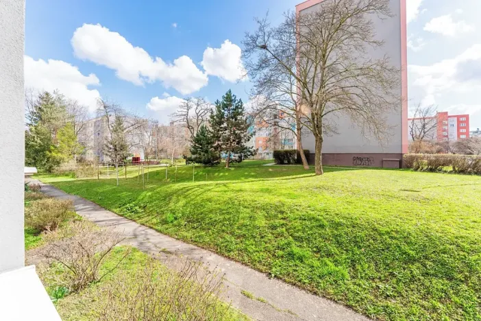 Prodej bytu 3+1, Praha - Malešice, Káranská, 76 m2