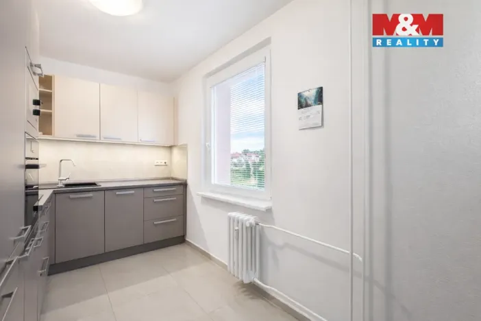 Prodej bytu 3+1, Benešov, Hráského, 66 m2