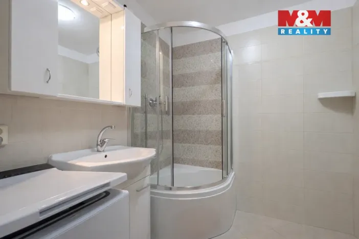 Prodej bytu 3+1, Benešov, Hráského, 66 m2