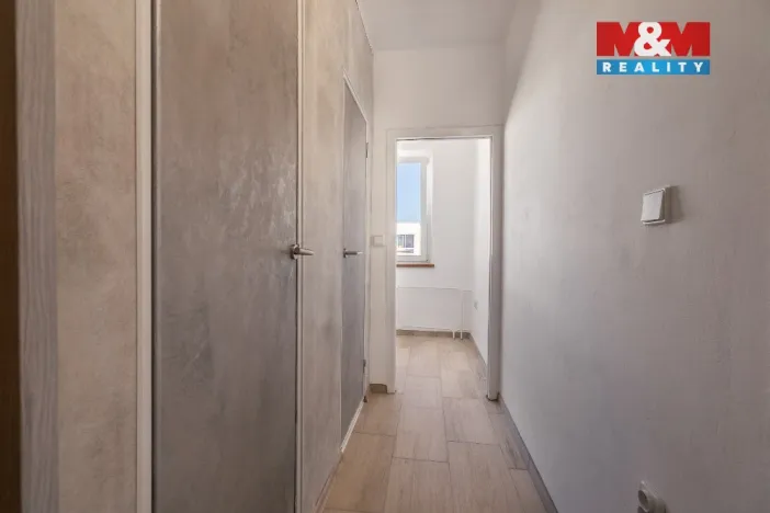 Prodej bytu 1+1, Ústí nad Labem - Severní Terasa, Šrámkova, 34 m2