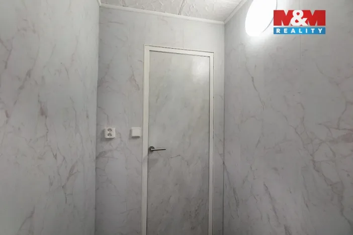 Prodej bytu 1+1, Ústí nad Labem - Severní Terasa, Šrámkova, 34 m2