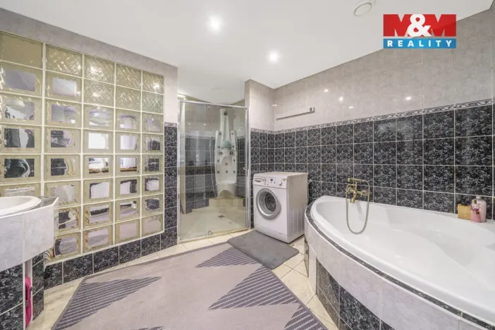 Prodej bytu 2+1, Karlovy Vary, Ondřejská, 78 m2