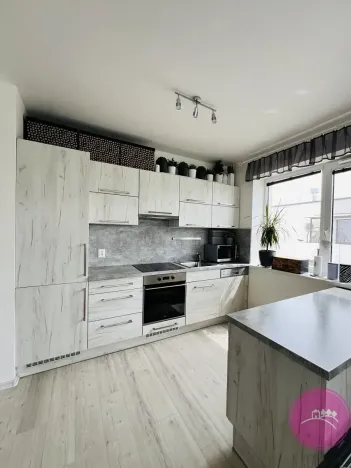 Pronájem bytu 2+kk, Olomouc, Loudova, 76 m2