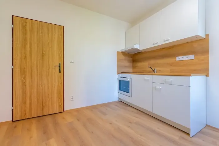 Pronájem bytu 2+1, Aš, Hlavní, 61 m2