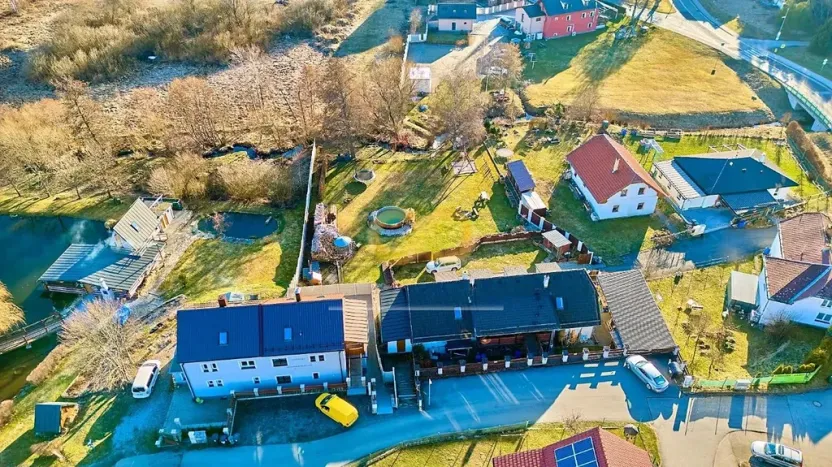 Prodej rodinného domu, Černá v Pošumaví, 330 m2