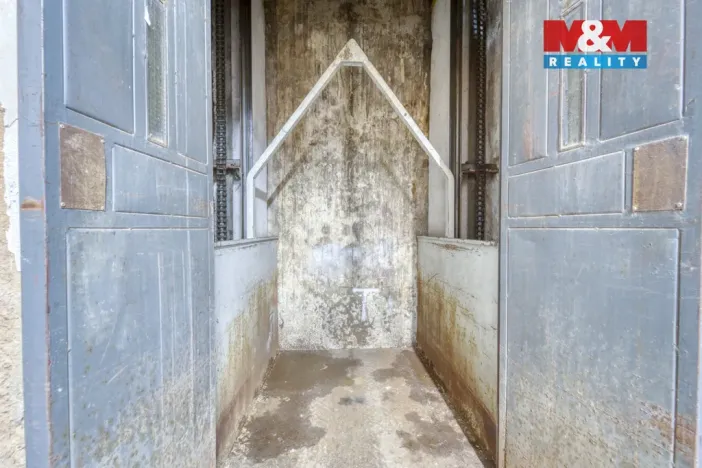 Pronájem obchodního prostoru, Plzeň - Vnitřní Město, Bedřicha Smetany, 304 m2