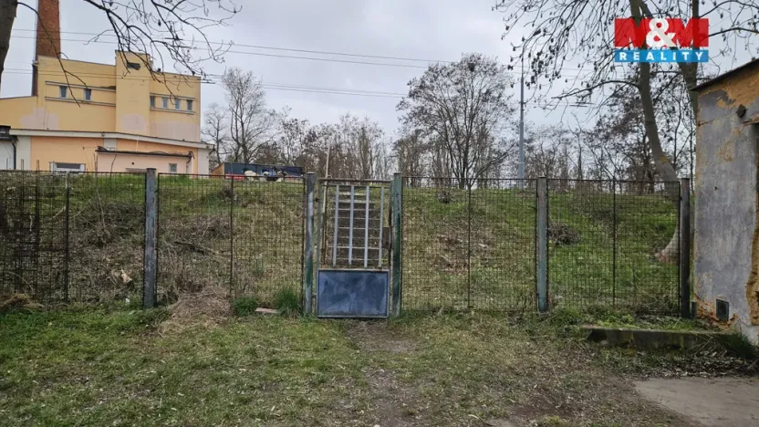 Pronájem garáže, Plzeň, Těšínská, 19 m2