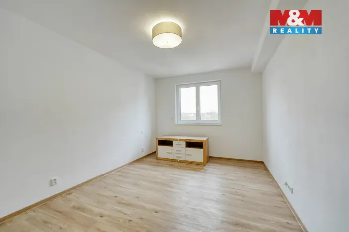 Pronájem bytu 3+kk, Dobřany, 86 m2