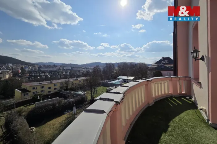 Pronájem bytu 2+kk, Karlovy Vary - Bohatice, U Trati, 69 m2