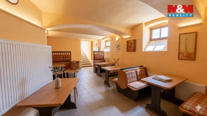 Prodej rodinného domu, České Velenice, Komenského, 650 m2