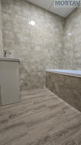 Pronájem bytu 1+1, U Zámeckého parku 840, 43601 Litvínov, 30 m2