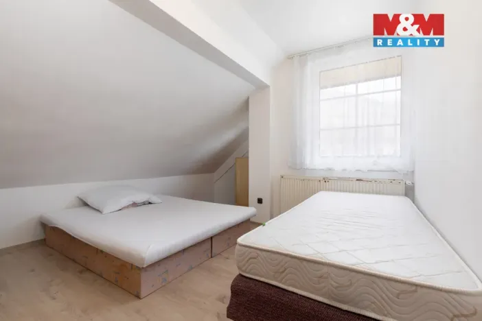 Prodej chalupy, Janov, 130 m2