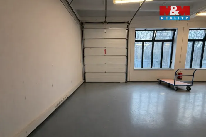 Pronájem skladu, Praha - Strašnice, K Červenému dvoru, 42 m2