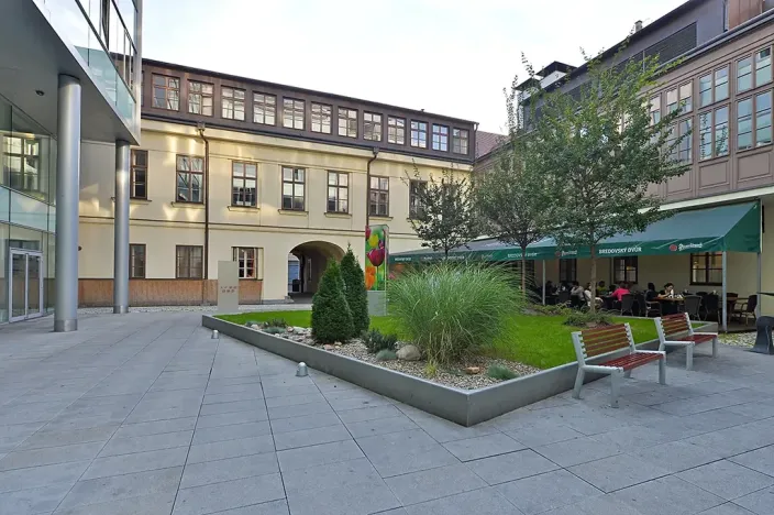 Pronájem kanceláře, Praha - Nové Město, Politických vězňů, 300 m2