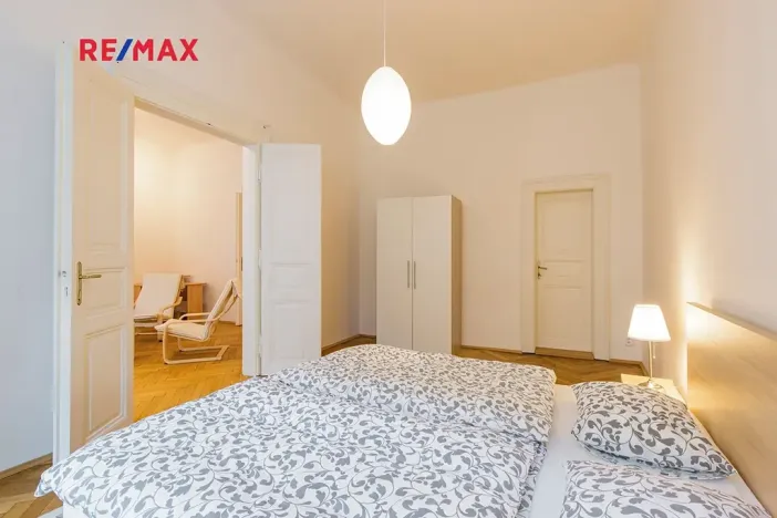 Pronájem bytu 3+1, Praha - Staré Město, Náprstkova, 79 m2