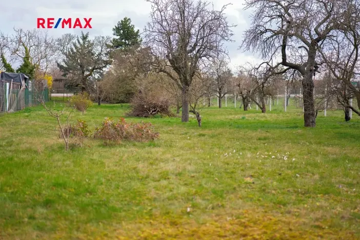 Prodej pozemku pro bydlení, Brno, 2410 m2